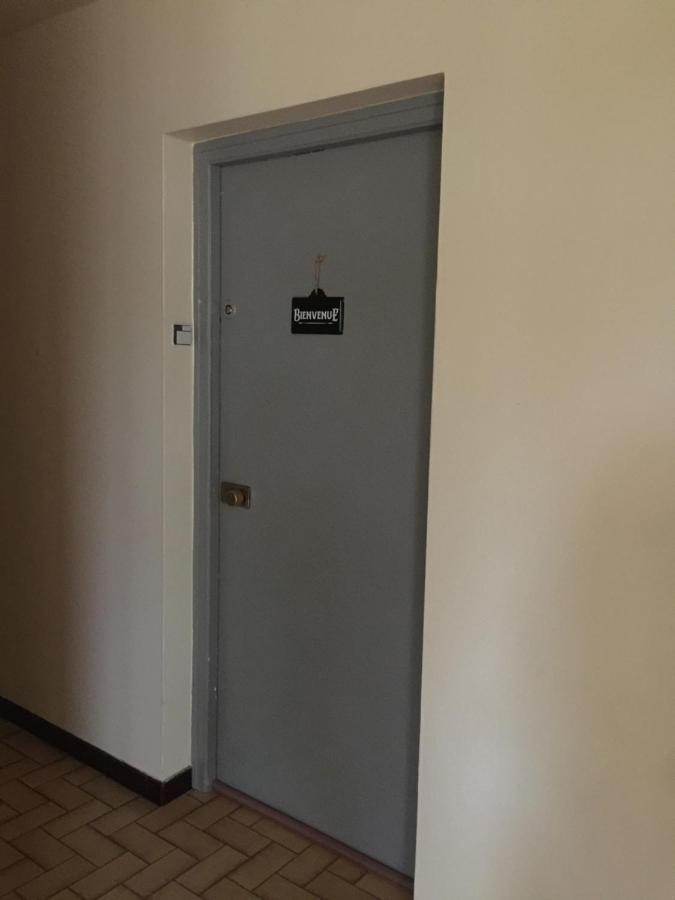 Sète Studio Cabine,4 Personnes ,Renove,Au Calme,200 M De La Plage,Parking Prive מראה חיצוני תמונה